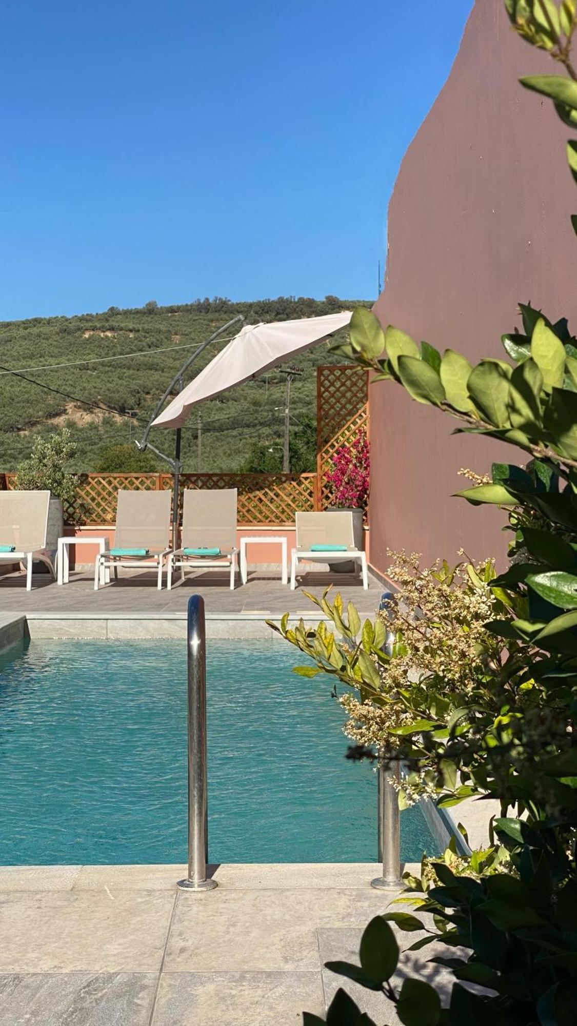 Arch Houses - Sharing Pool Spiliá Exterior photo